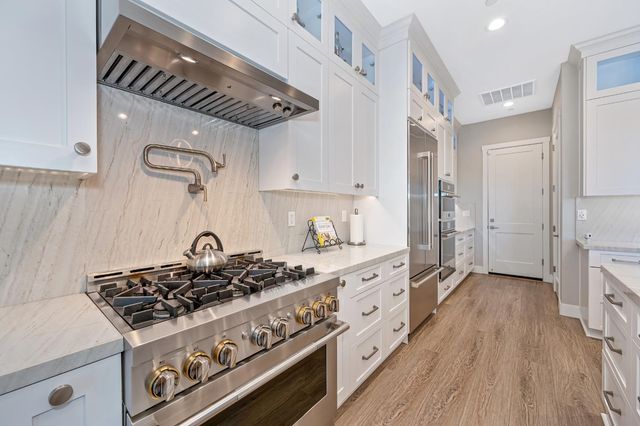 4293 Brookview Dr, Folsom, CA 95630