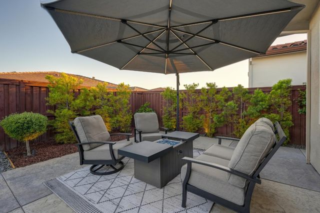 4293 Brookview Dr, Folsom, CA 95630