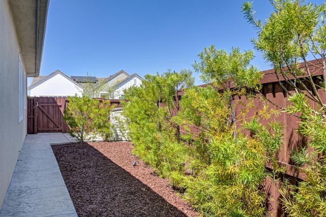 4293 Brookview Dr, Folsom, CA 95630