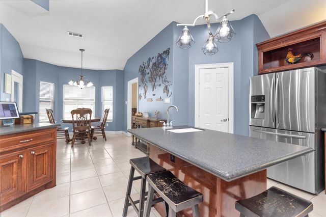 303 Beaumont Drive, Magnolia, TX 77354