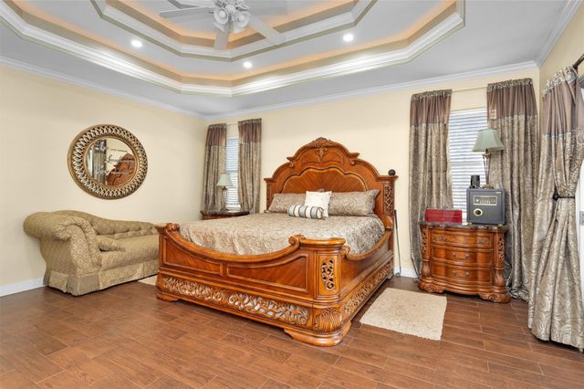 303 Beaumont Drive, Magnolia, TX 77354