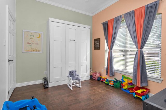 303 Beaumont Drive, Magnolia, TX 77354