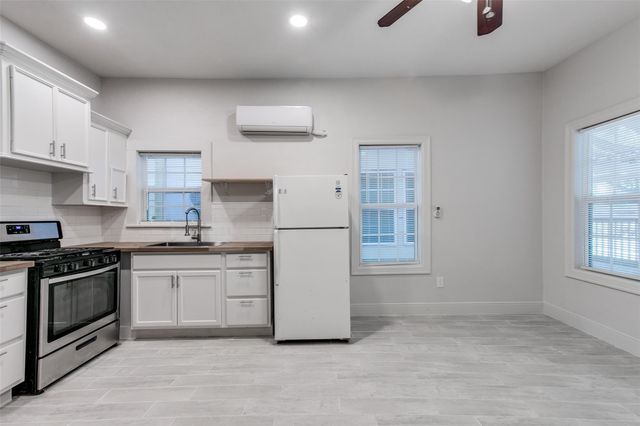 7133 Avenue C, Houston, TX 77011