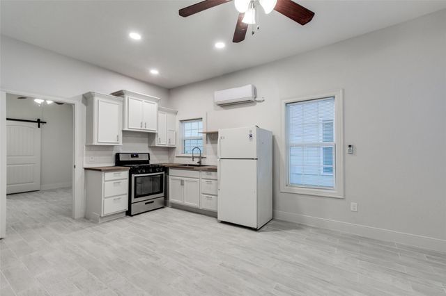 7133 Avenue C, Houston, TX 77011