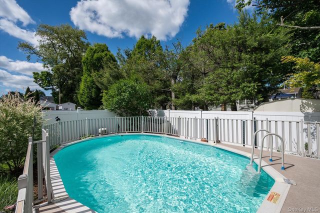 1400 Wagner Street, Wantagh, NY 11793
