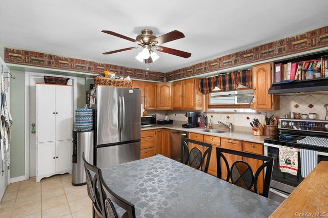 1400 Wagner Street, Wantagh, NY 11793