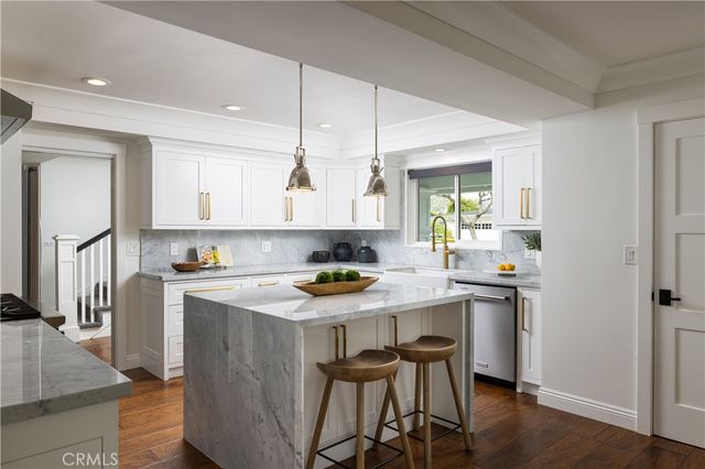 1609 Ruth Lane, Newport Beach, CA 92660