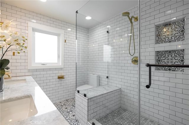 1609 Ruth Lane, Newport Beach, CA 92660