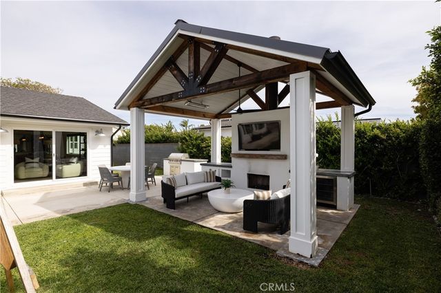 1609 Ruth Lane, Newport Beach, CA 92660
