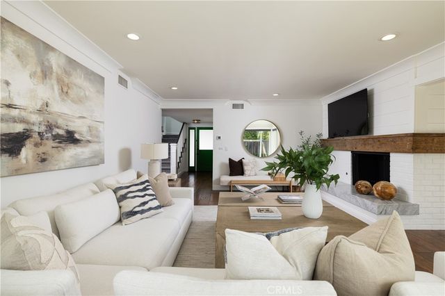 1609 Ruth Lane, Newport Beach, CA 92660