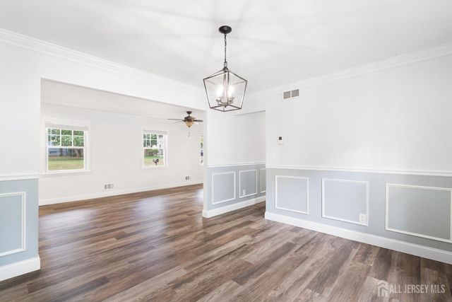 19 4Th Place, Piscataway, NJ 08854