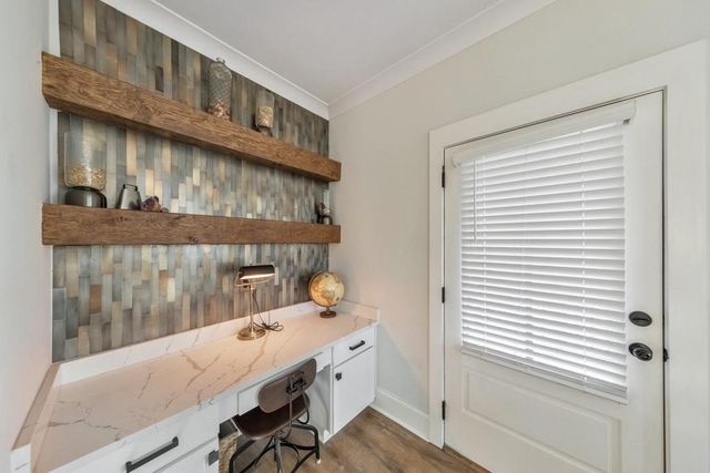 320 Oak Arms Way, Woodstock, GA 30188