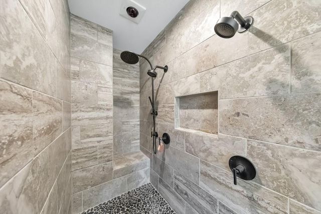 320 Oak Arms Way, Woodstock, GA 30188