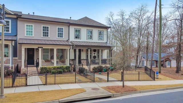 320 Oak Arms Way, Woodstock, GA 30188