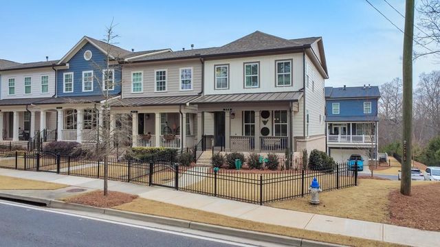 320 Oak Arms Way, Woodstock, GA 30188