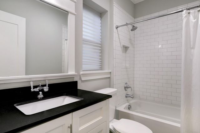 1706 Francis Street B, Houston, TX 77004