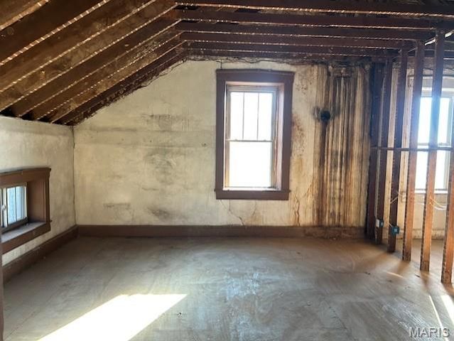 5001 Point Road, Washington, MO 63090