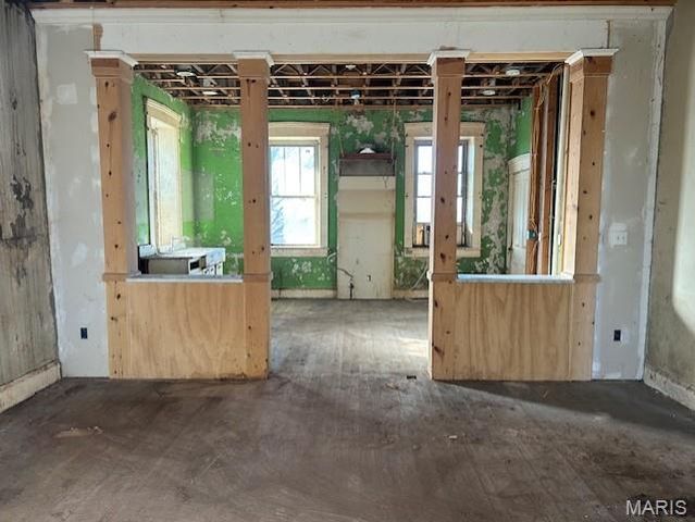 5001 Point Road, Washington, MO 63090