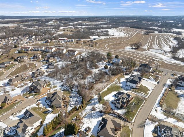 5001 Point Road, Washington, MO 63090