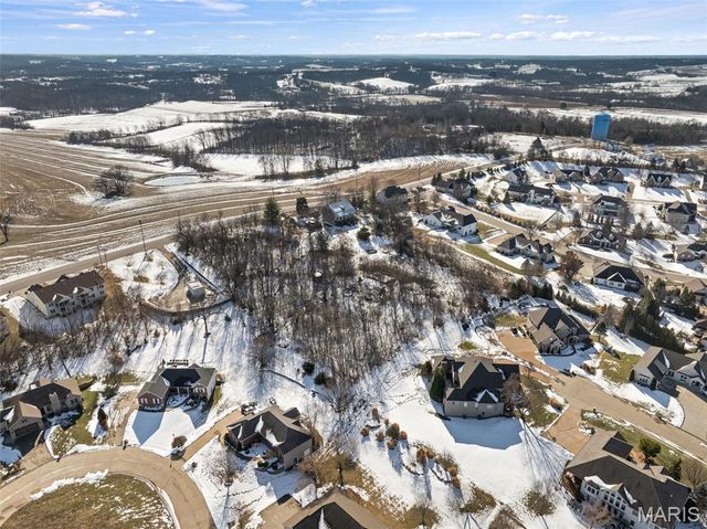 5001 Point Road, Washington, MO 63090