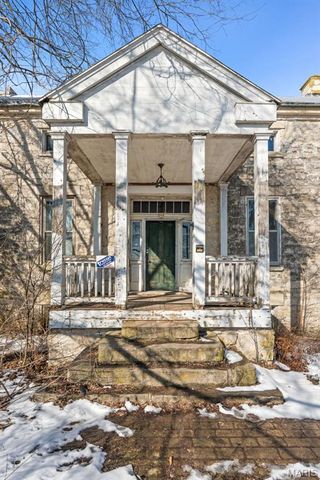 5001 Point Road, Washington, MO 63090