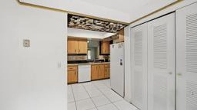 6525 S Oriole Boulevard, Delray Beach, FL 33446