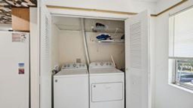 6525 S Oriole Boulevard, Delray Beach, FL 33446