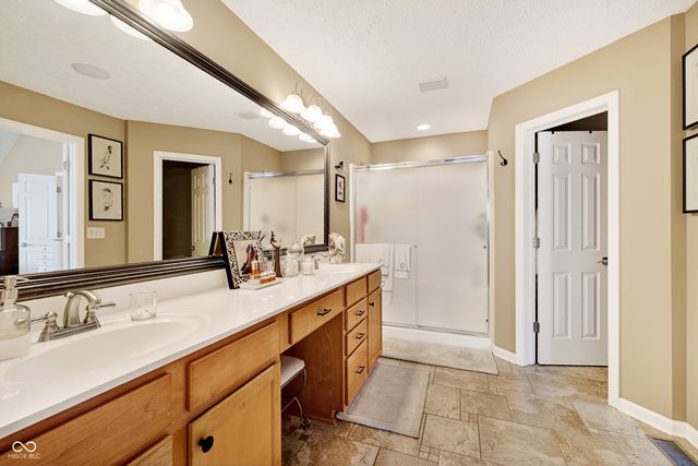 2444 Hawthorn Place, Noblesville, IN 46062