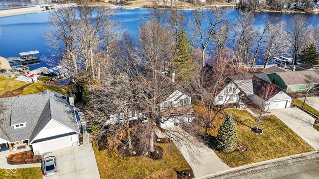 2444 Hawthorn Place, Noblesville, IN 46062