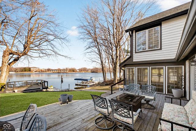 2444 Hawthorn Place, Noblesville, IN 46062