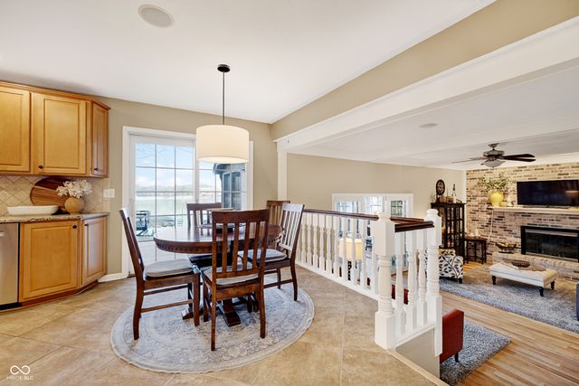 2444 Hawthorn Place, Noblesville, IN 46062