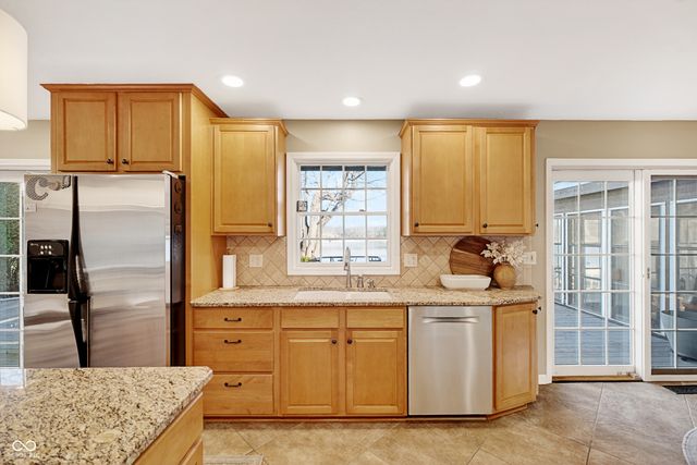 2444 Hawthorn Place, Noblesville, IN 46062