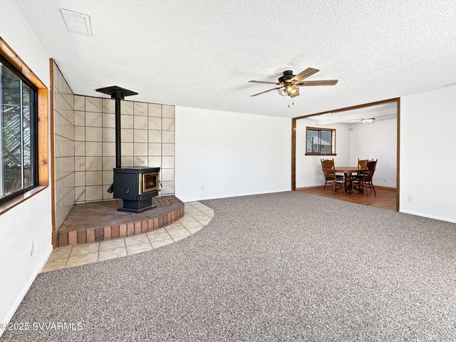 3219 N MANOR Road, Flagstaff, AZ 86004