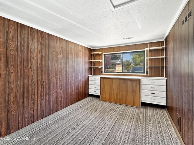 3219 N MANOR Road, Flagstaff, AZ 86004