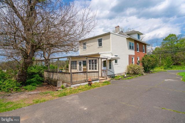 1470 S OLD BETHLEHEM PIKE, Quakertown, PA 18951