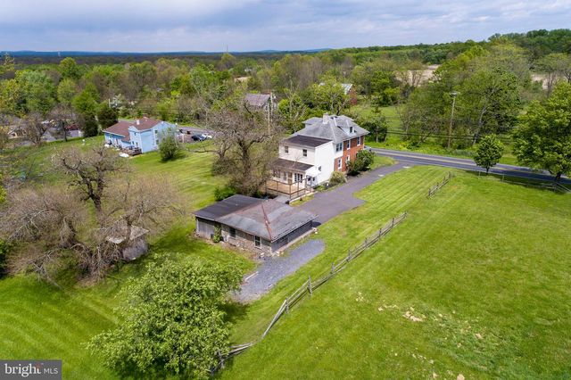 1470 S OLD BETHLEHEM PIKE, Quakertown, PA 18951