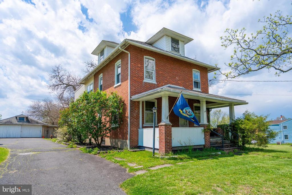 1470 S OLD BETHLEHEM PIKE, Quakertown, PA 18951