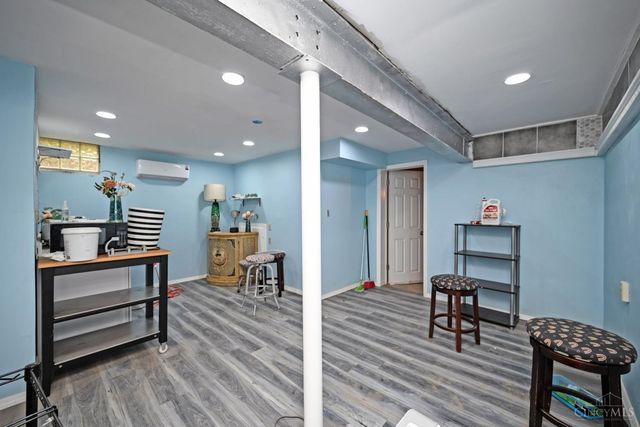 3305 Queen City Avenue, Cincinnati, OH 45238