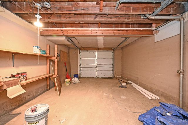 3305 Queen City Avenue, Cincinnati, OH 45238