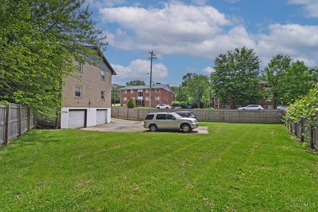 3305 Queen City Avenue, Cincinnati, OH 45238
