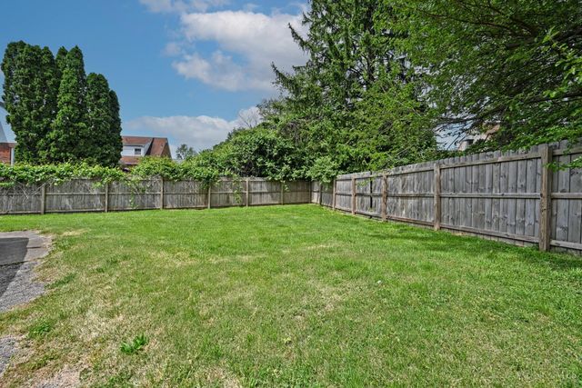 3305 Queen City Avenue, Cincinnati, OH 45238
