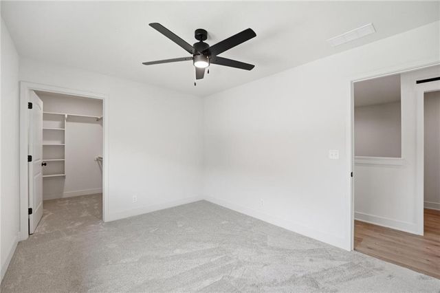 212 NW Orchard Court, Lee's Summit, MO 64063