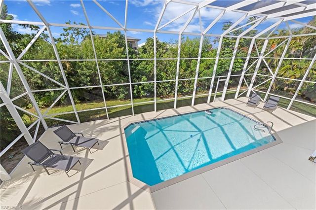 6185 Cocos DR, Fort Myers, FL 33908