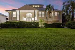 6185 Cocos DR, Fort Myers, FL 33908