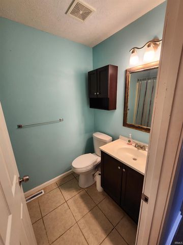 5055 Shenandoah Avenue, Newburgh, IN 47630