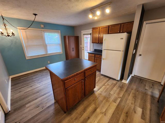 5055 Shenandoah Avenue, Newburgh, IN 47630