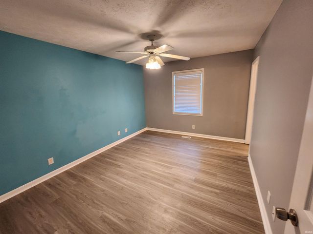 5055 Shenandoah Avenue, Newburgh, IN 47630