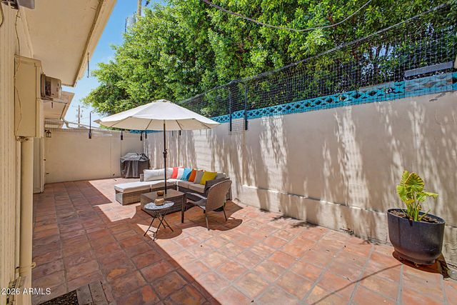 1622 E BORGHESE Place, Phoenix, AZ 85016