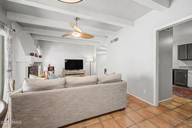 1622 E BORGHESE Place, Phoenix, AZ 85016