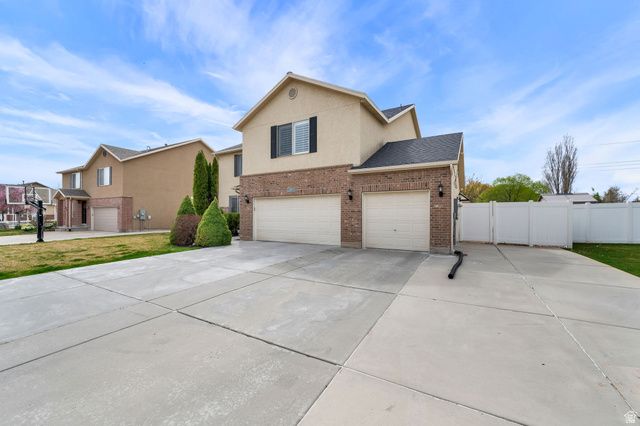 282 BEAUMONT DR, Kaysville, UT 84037